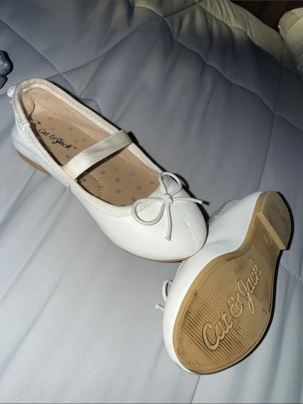 Cat & Jack Girls' Ballet Flats with Bow Strap